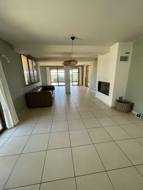 Maison à CASTELNAU-DE-GUERS