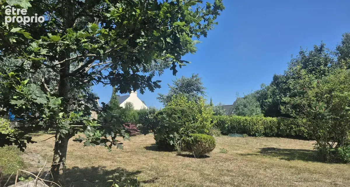 Terrain à SAINT-PABU