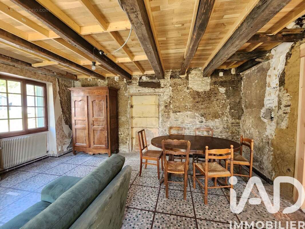 Photo 4 - Maison à NIVOLAS-VERMELLE