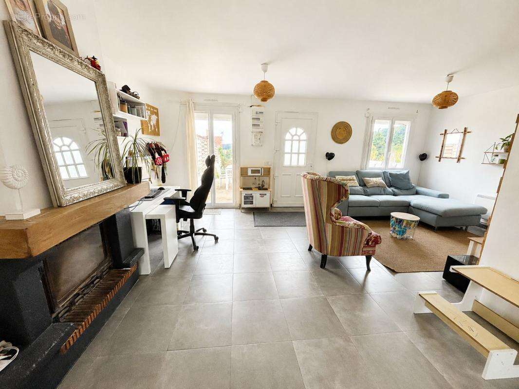 Exclusivité ORPI Compiègne : Maison de plain-pied avec terrain – Le Meux - photo 2