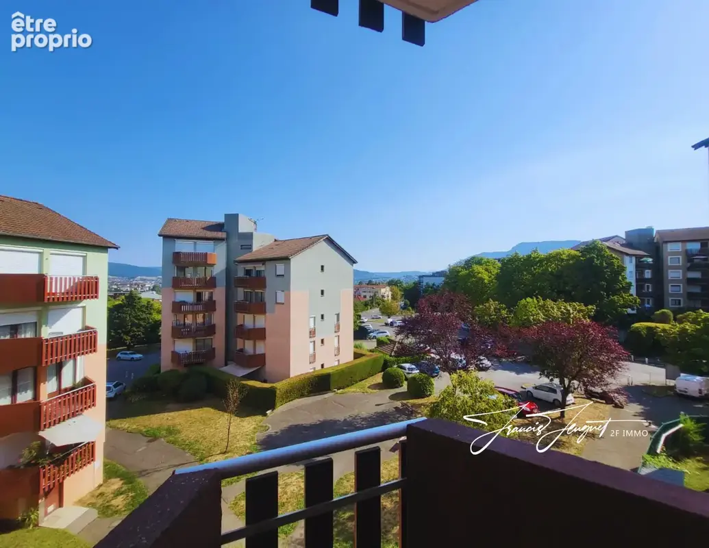 Annecy   T4 lumineux avec balcons, ascenseur & parking - photo 8