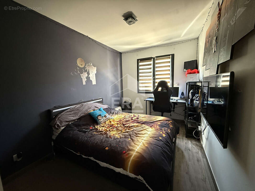 Maison à POURRIERES