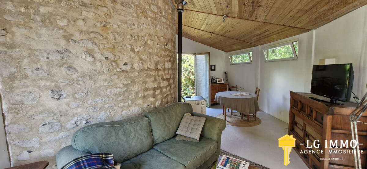 Maison à SAINT-FORT-SUR-GIRONDE