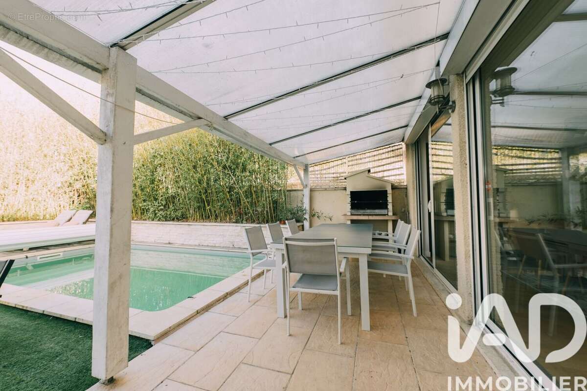 Photo 2 - Maison à BEGLES