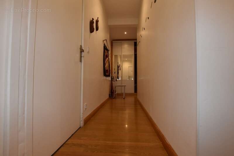 Appartement à SAINT-ETIENNE