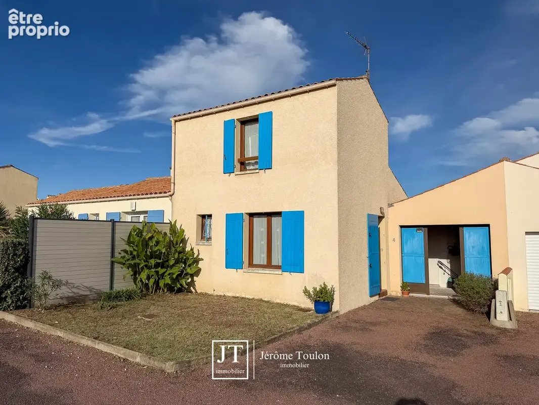 Photo Maison à Saint-Palais-Sur-Mer au prix de 279 250€