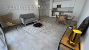 Appartement à VIC-LA-GARDIOLE