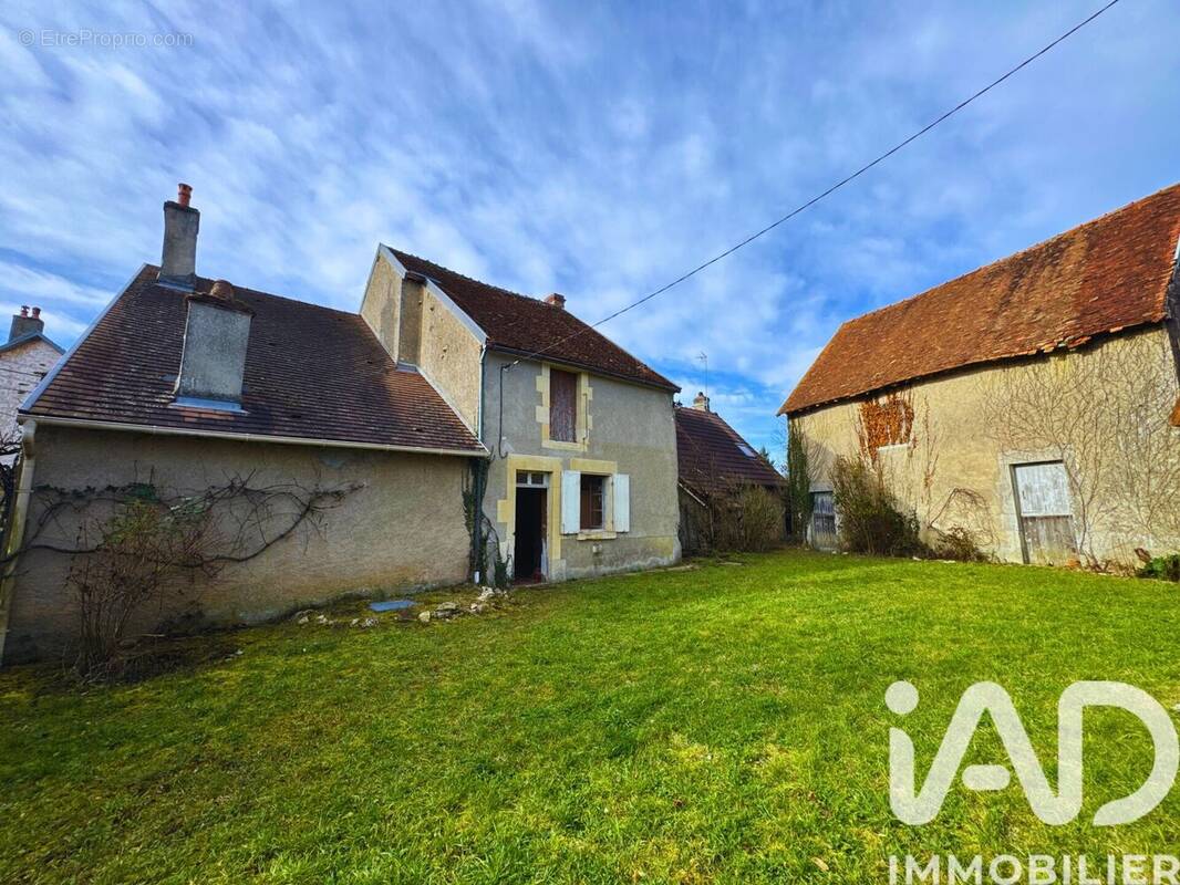 Photo 1 - Maison à ALLIGNY-COSNE
