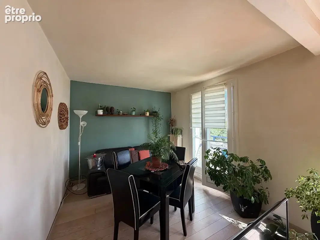 Appartement T5 traversant - Montjoyeux - 3 chambres - Balcon - photo 2
