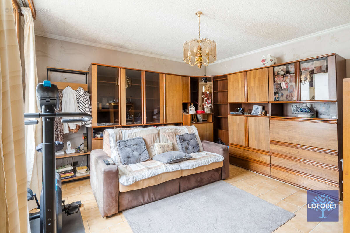 Maison à LES PAVILLONS-SOUS-BOIS