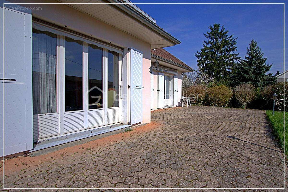 Maison à SAINT-ANDRE-LE-GAZ