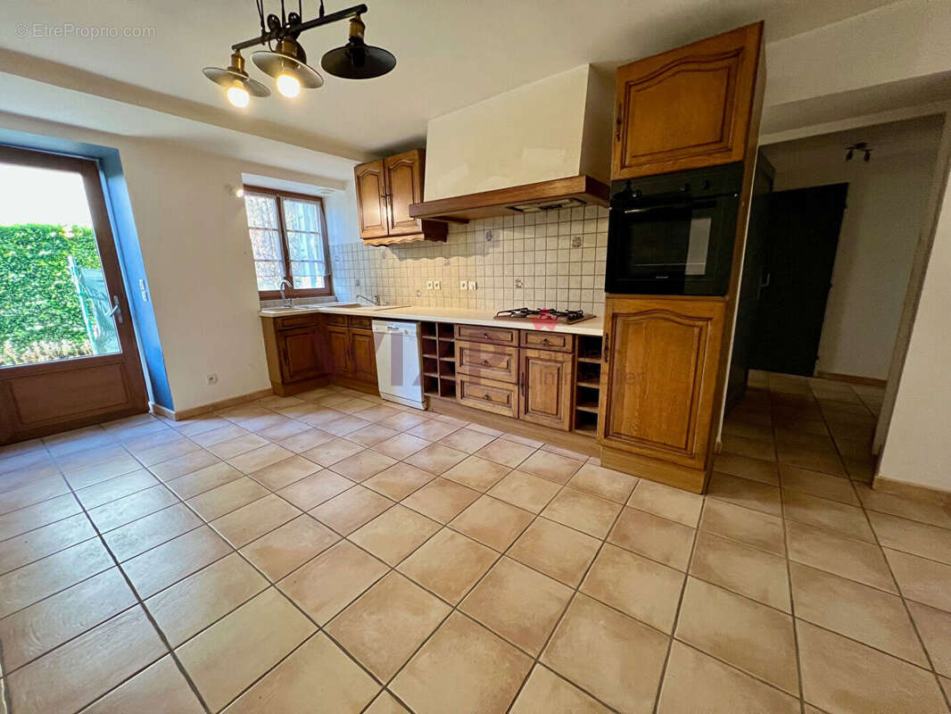 Appartement à SAINT-NAZAIRE-LES-EYMES