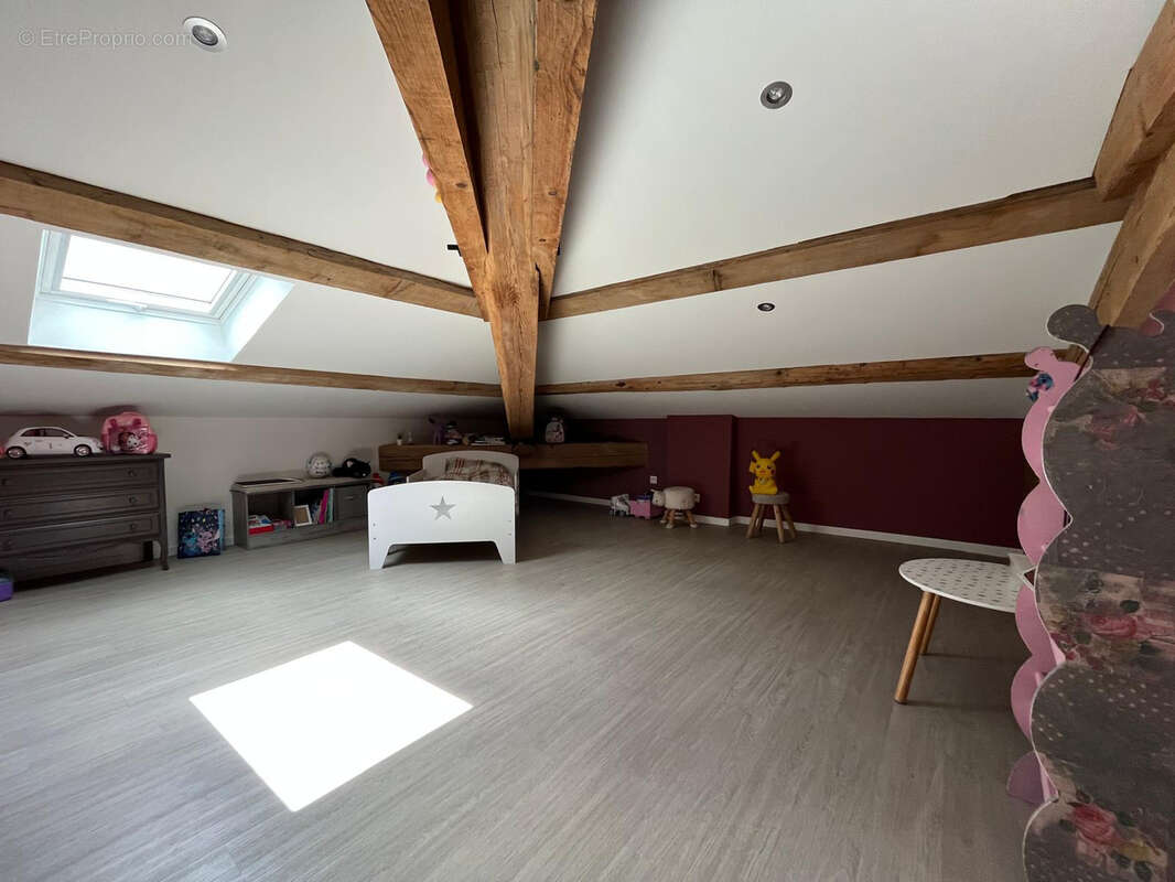 Appartement T5 type Loft 171m2 - photo 8