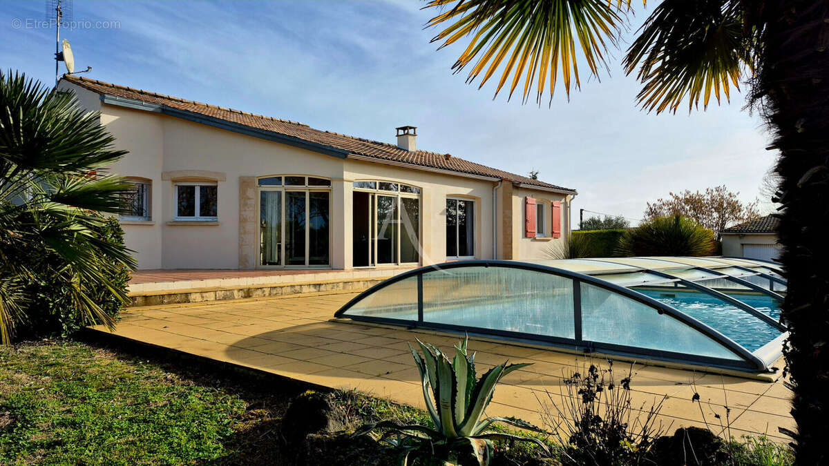 Maison Saintes 5 pièce(s) avec piscine et son appartement dédié - photo 7