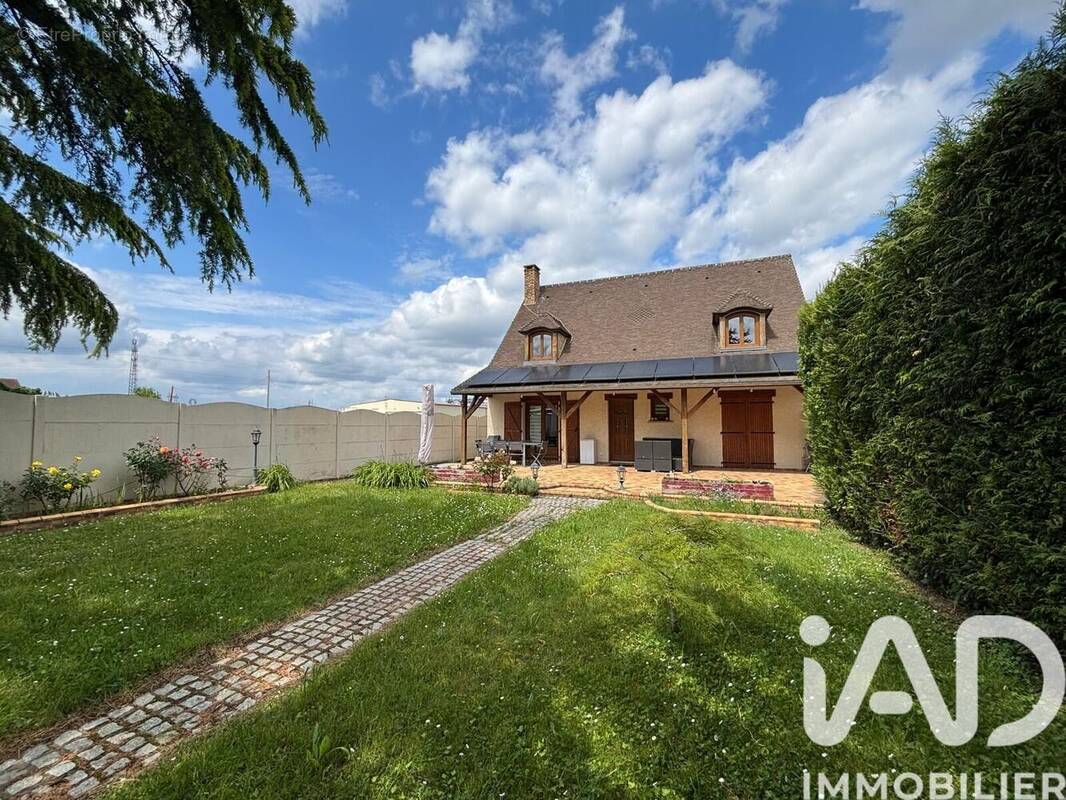 Photo 1 - Maison à VILLEJUST