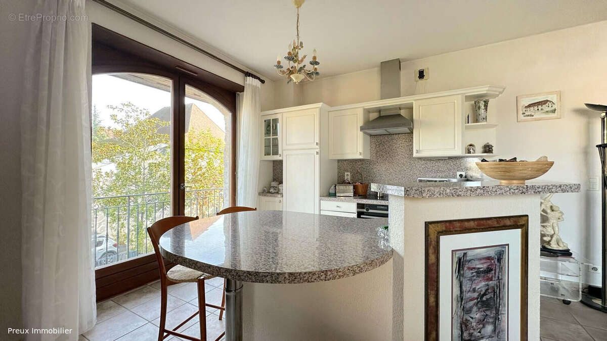 Appartement à ANNECY-LE-VIEUX