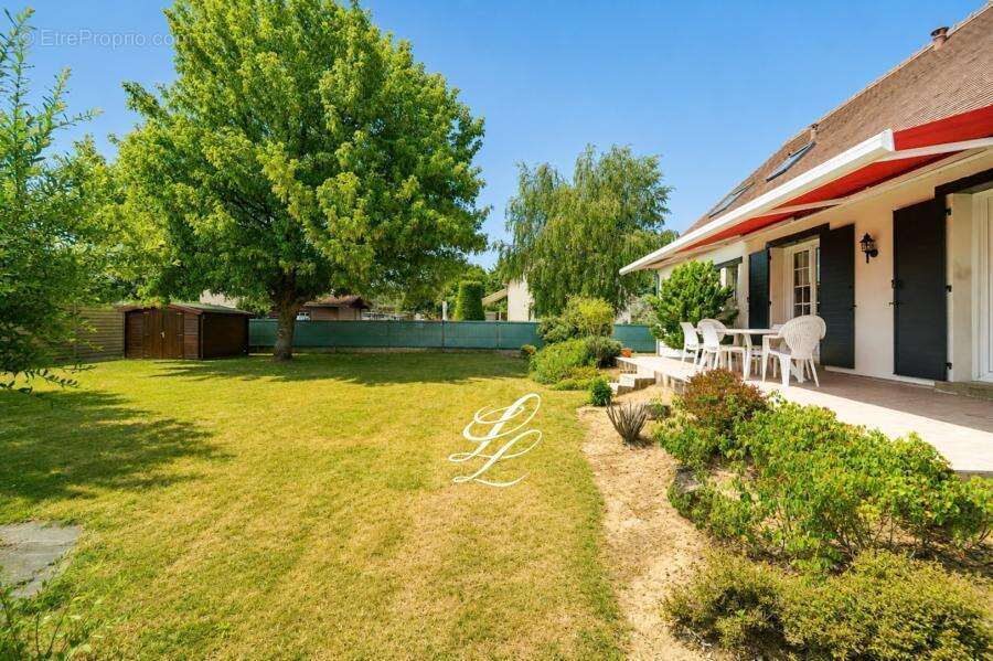 Maison 175 m² à Laigne-En-Belin  - photo 64