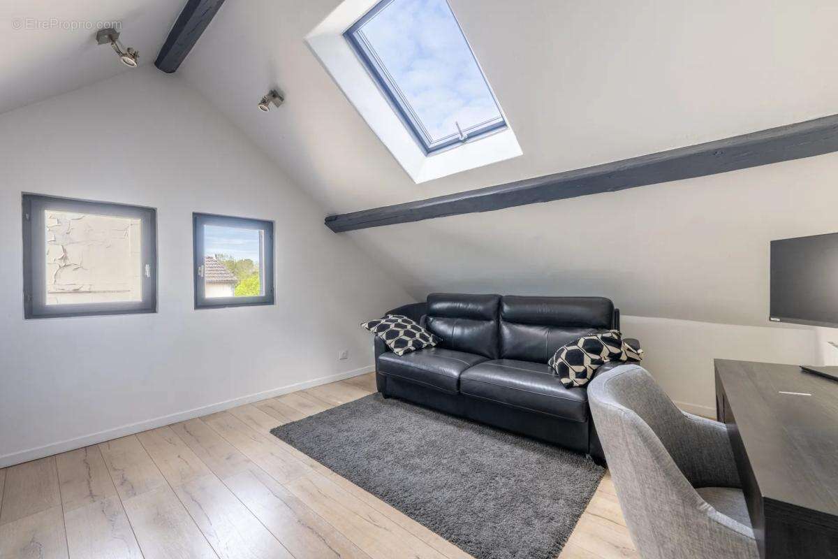 Maison à LA FRETTE-SUR-SEINE