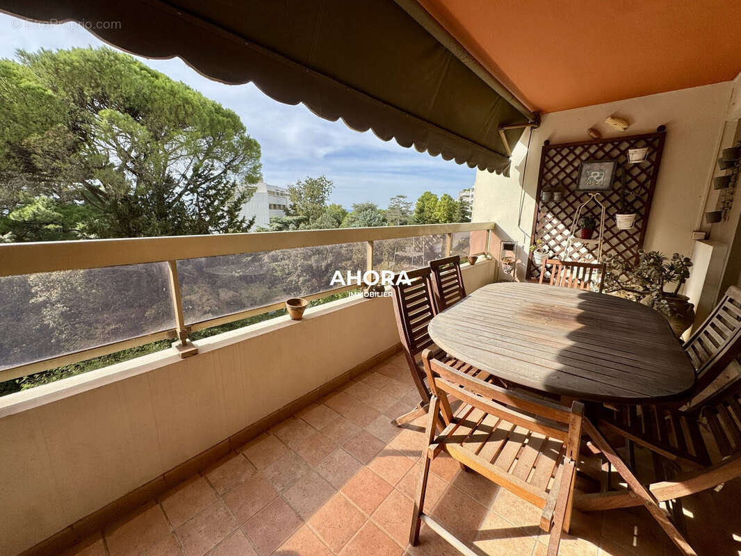 Appartement à MARSEILLE-9E