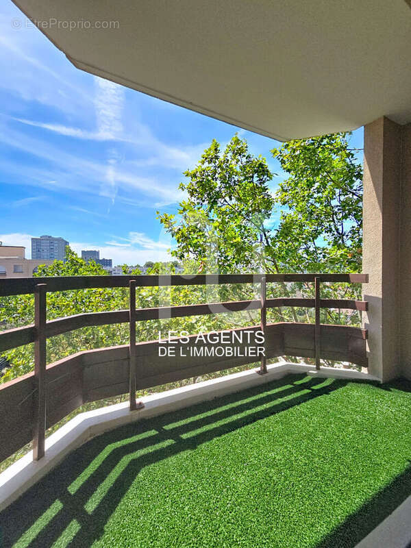 Appartement à GENNEVILLIERS