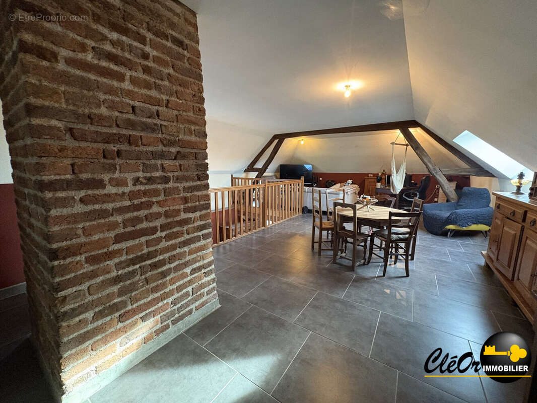 Maison à SAINT-MARTIN-EN-BRESSE