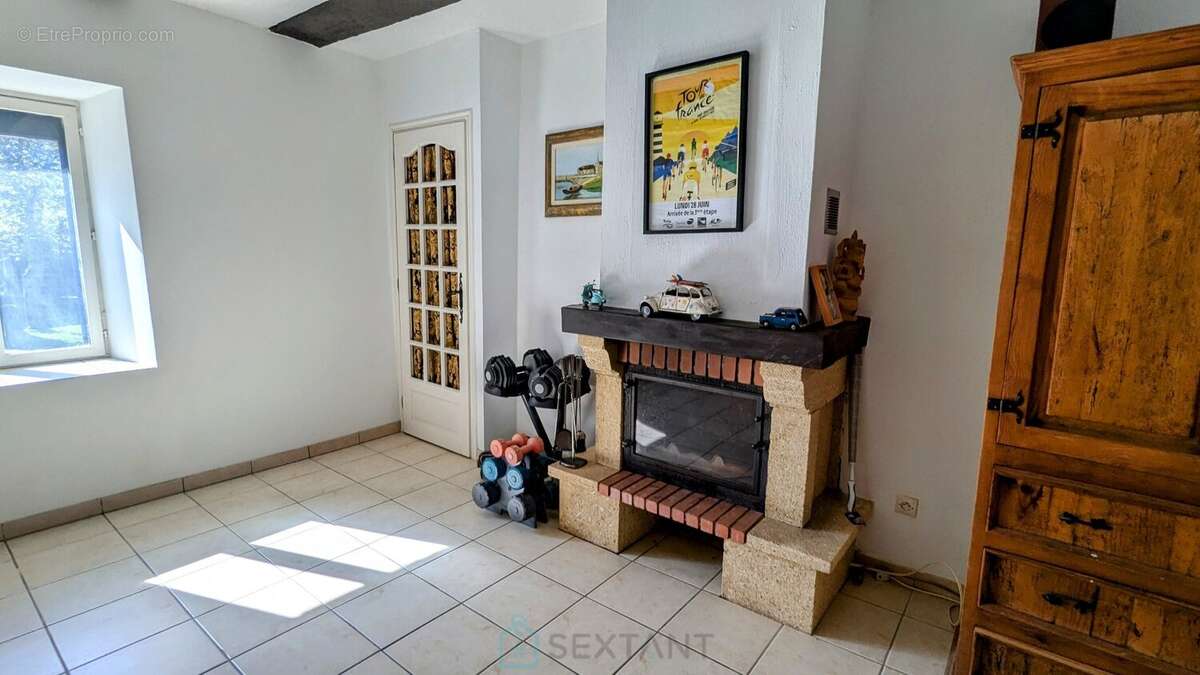 Maison à NOYAL-PONTIVY