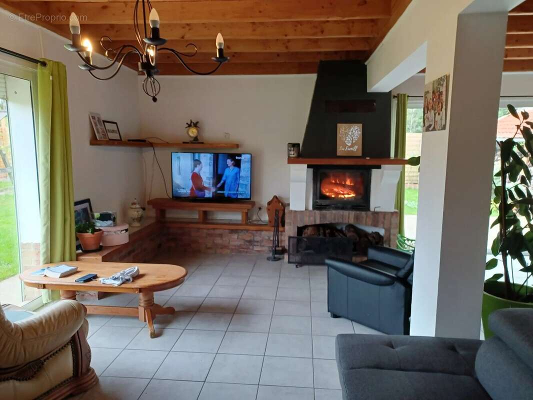 Maison à HUCQUELIERS