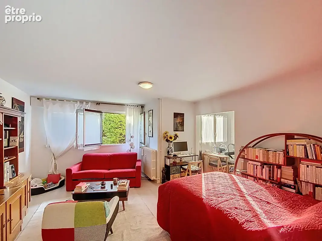 Appartement à SAINT-MAUR-DES-FOSSES
