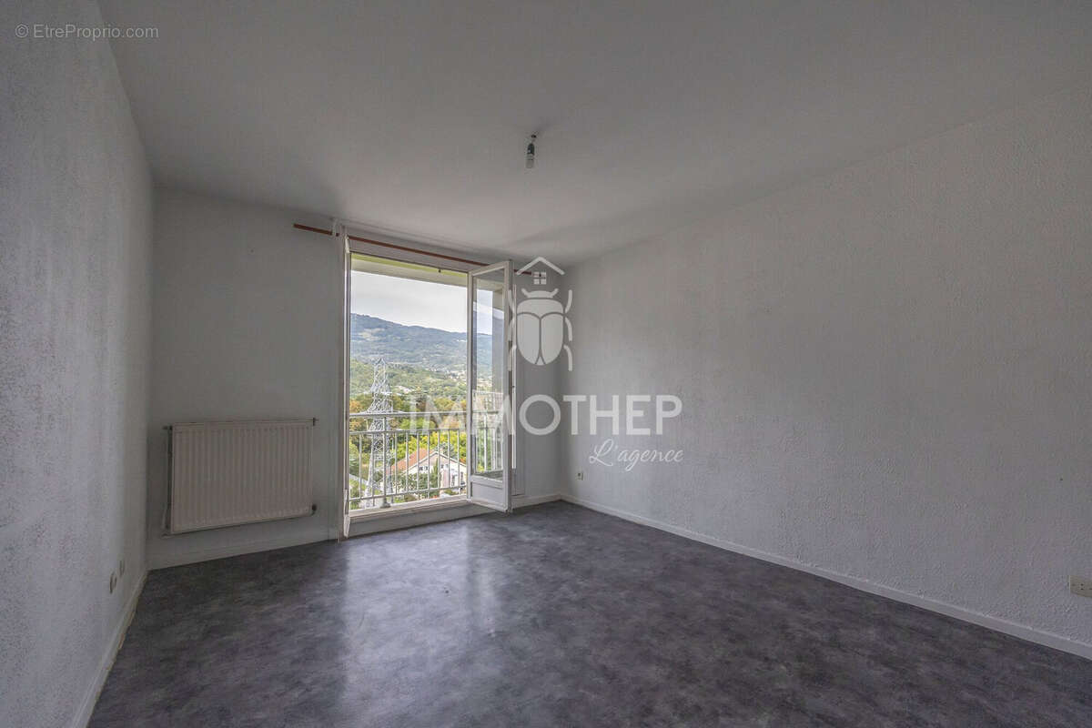 Appartement à ECHIROLLES