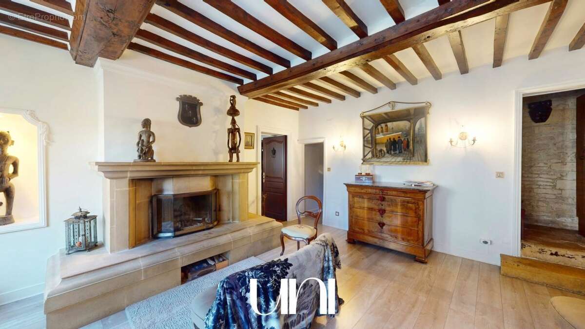 Maison 12 pièces de 365m2 sur terrain de 390m2 - THUE ET MUE - photo 26