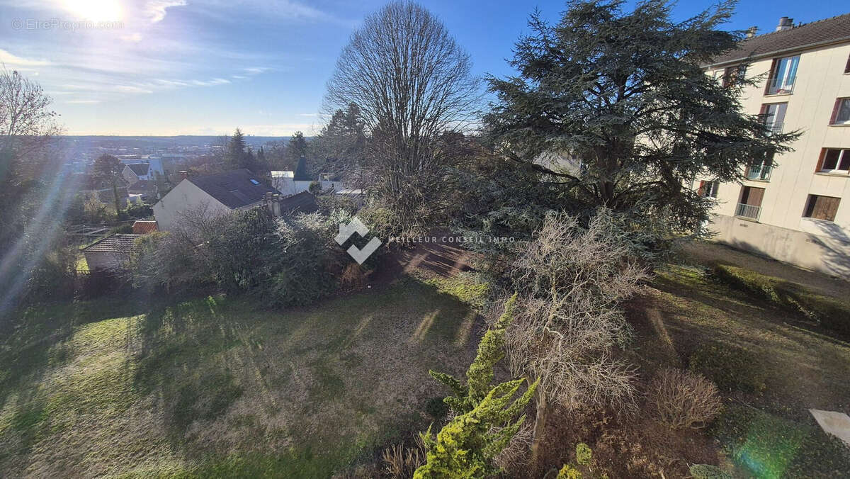 vue extérieure - Appartement à THORIGNY-SUR-MARNE