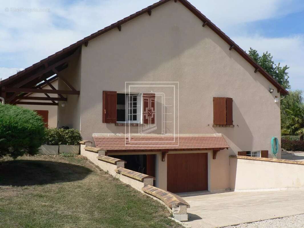 Maison à SAINT-JULIEN-SUR-CHER