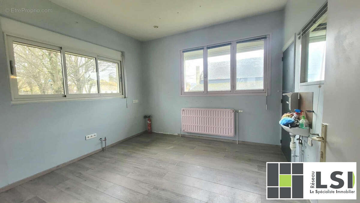 Appartement à FERRIERE-LA-PETITE