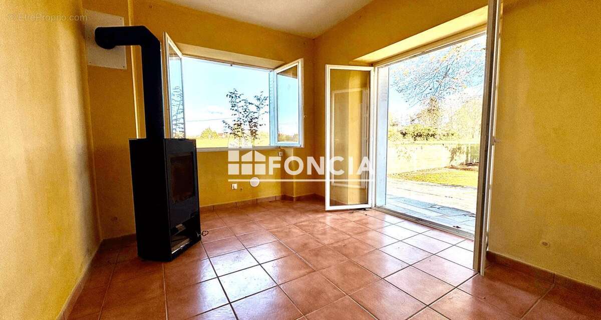 Appartement à OLORON-SAINTE-MARIE