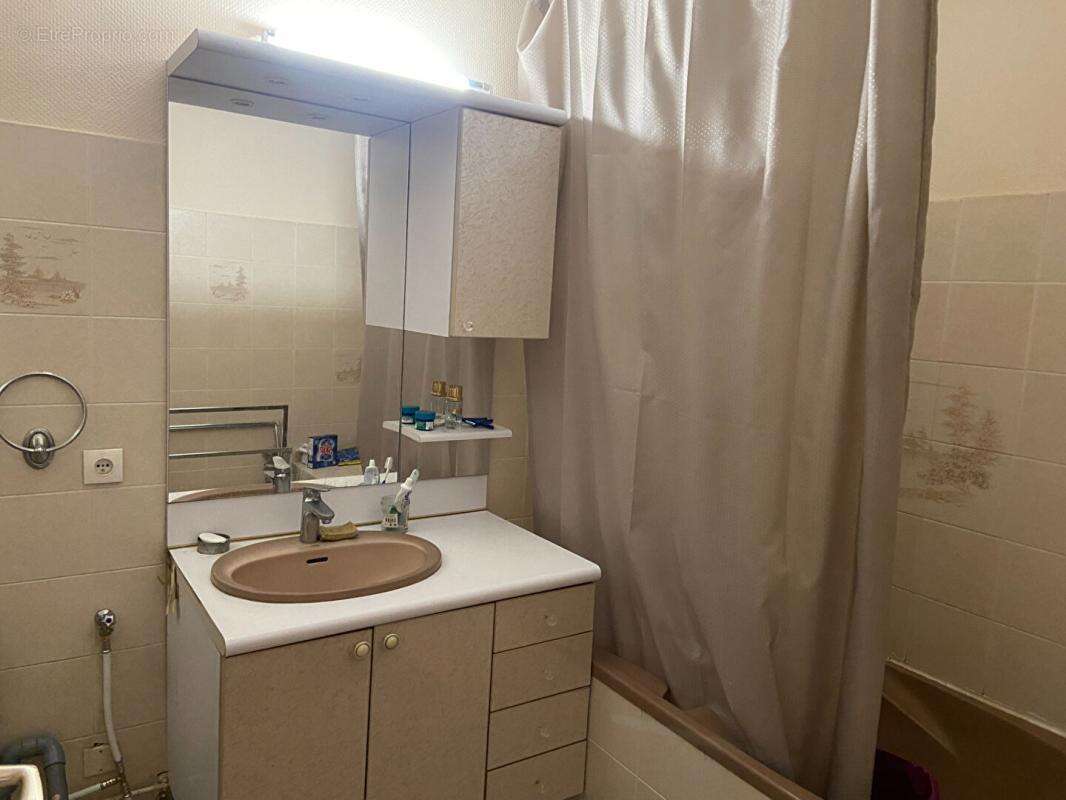 Appartement à RIORGES