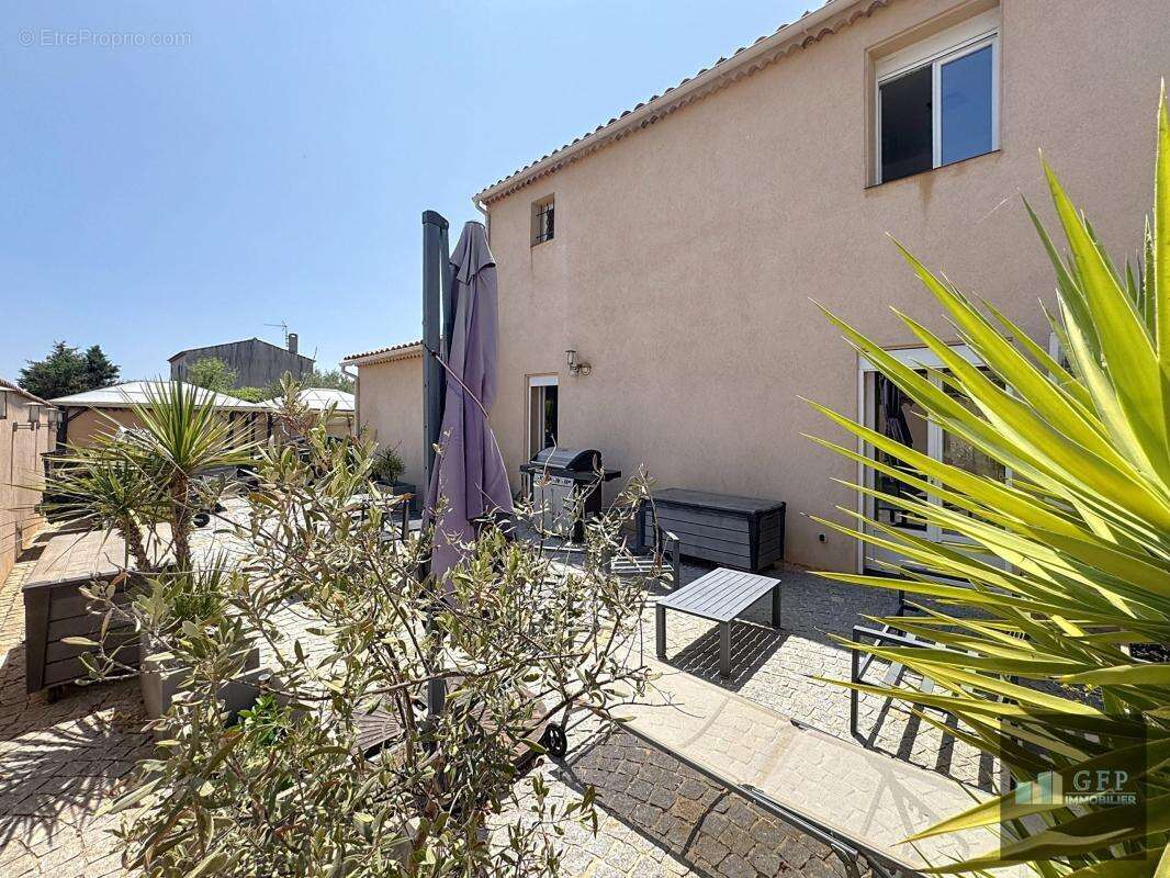 Maison à LA LONDE-LES-MAURES