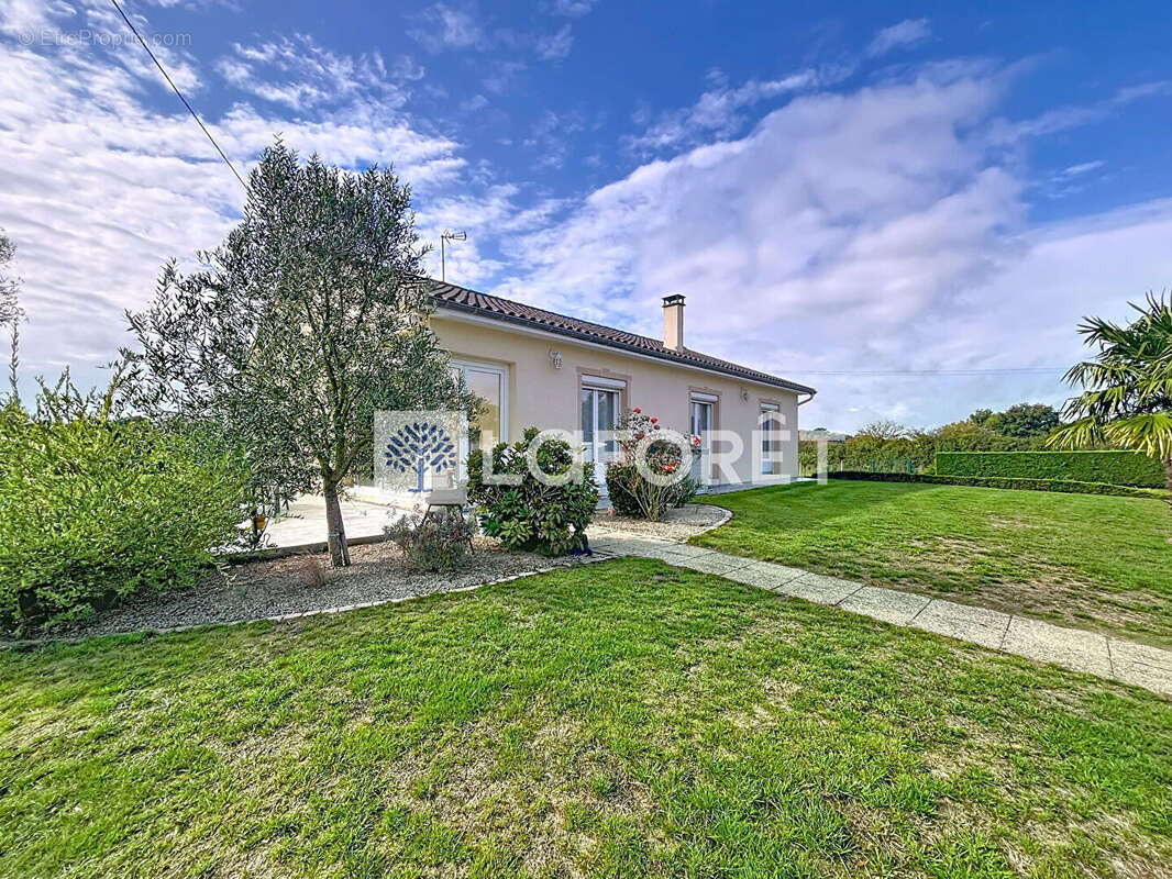 Maison à CHATILLON-SUR-THOUET