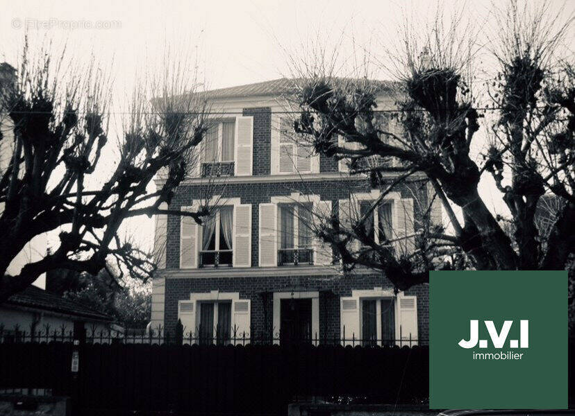 Maison à ENGHIEN-LES-BAINS