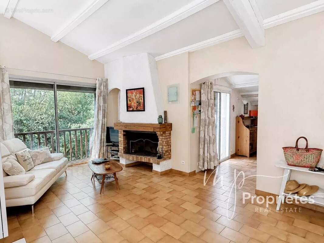 Appartement à RAYOL-CANADEL-SUR-MER
