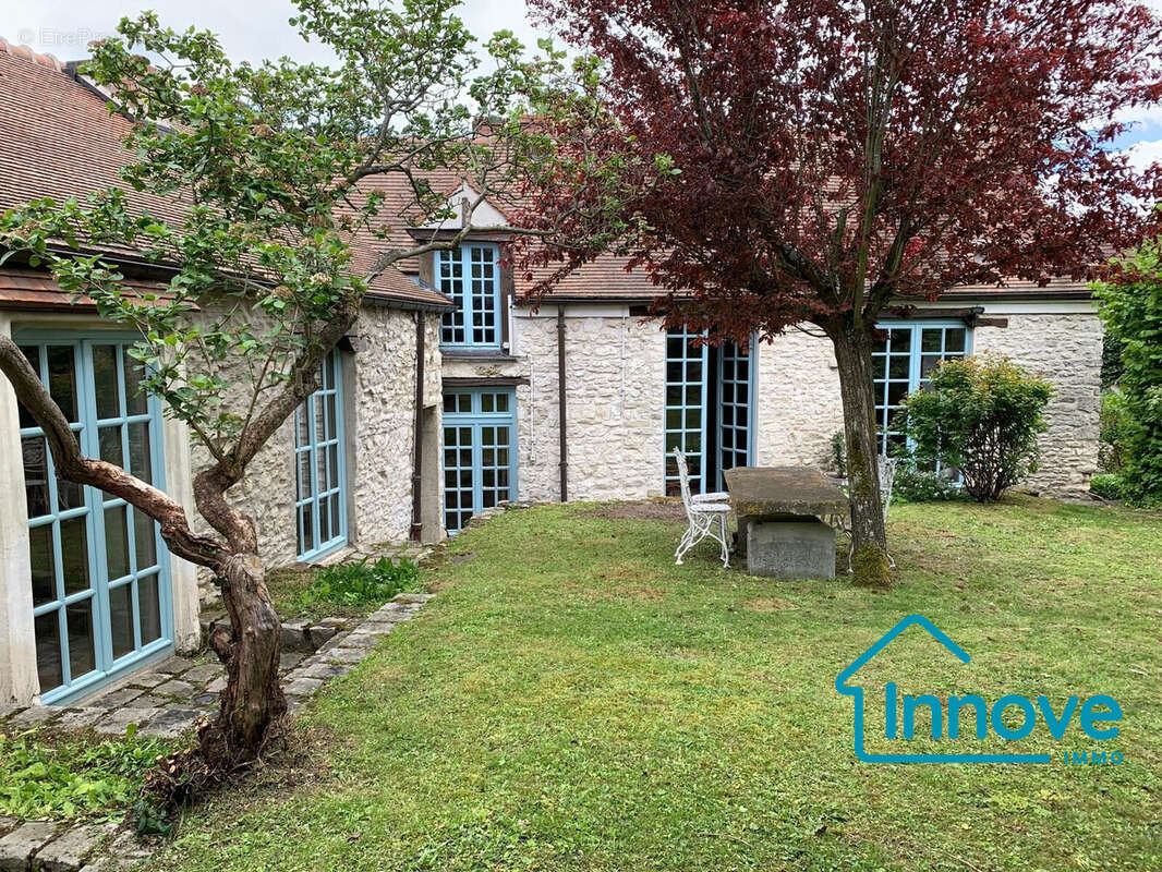 Maison à MONTAINVILLE