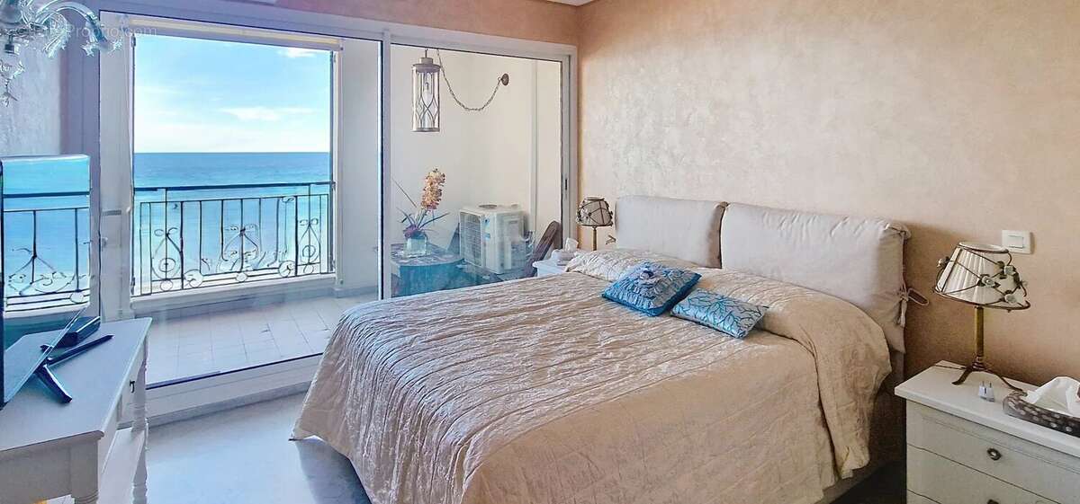 Appartement à MENTON