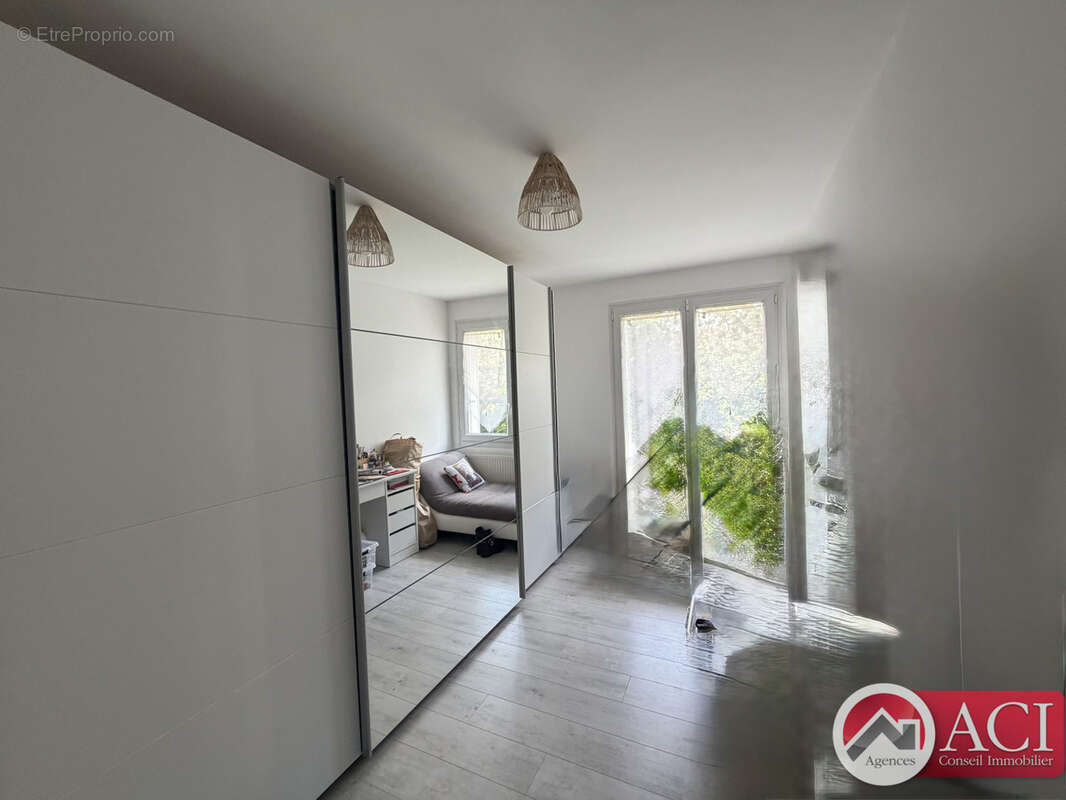 Maison à BORNEL