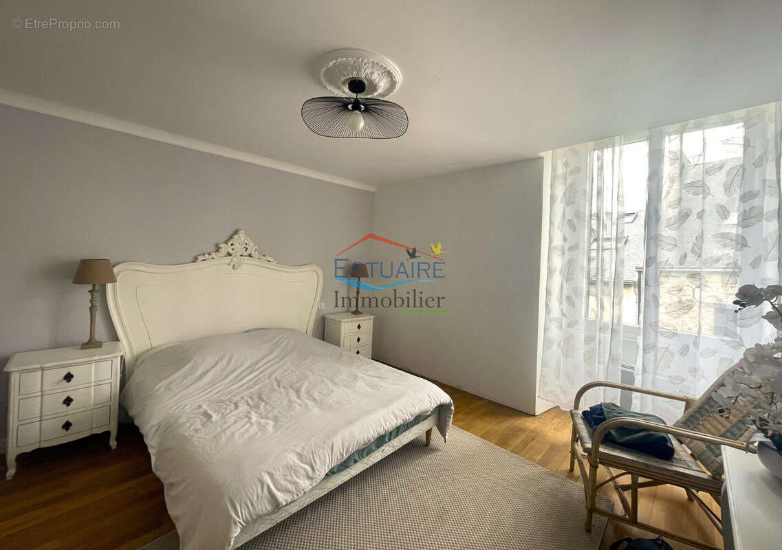 Maison à JOUE-SUR-ERDRE