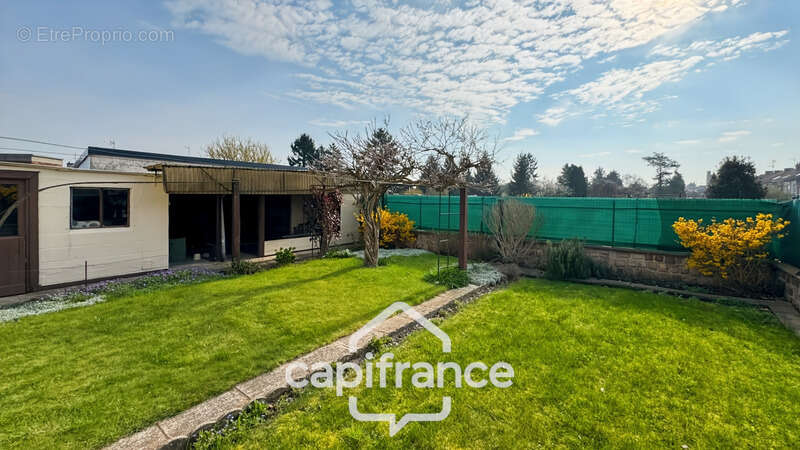 Maison f5 - somain (59490) - nord - 90 m² habitables - terrain 230 m² - garage - 4 chambres - photo 2