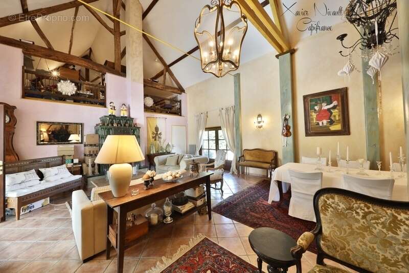 Maison à MONTPONT-EN-BRESSE