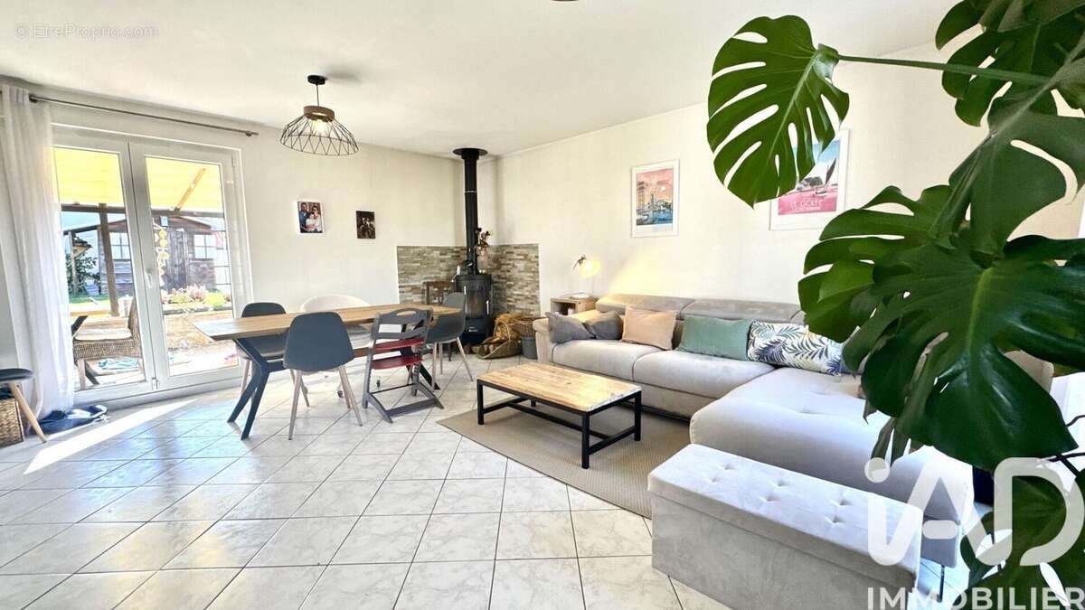 Maison 92 m² à Argancy  - photo 5