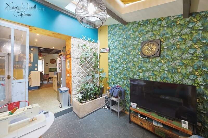 Maison à MONTREVEL-EN-BRESSE