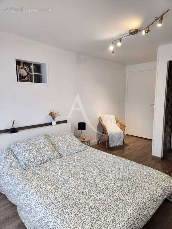 Maison à VIENNE-EN-VAL