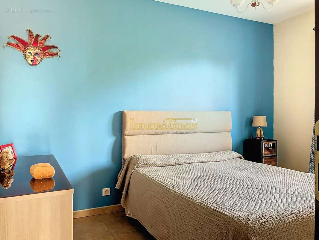 Maison à SAINT-HILAIRE-DU-ROSIER