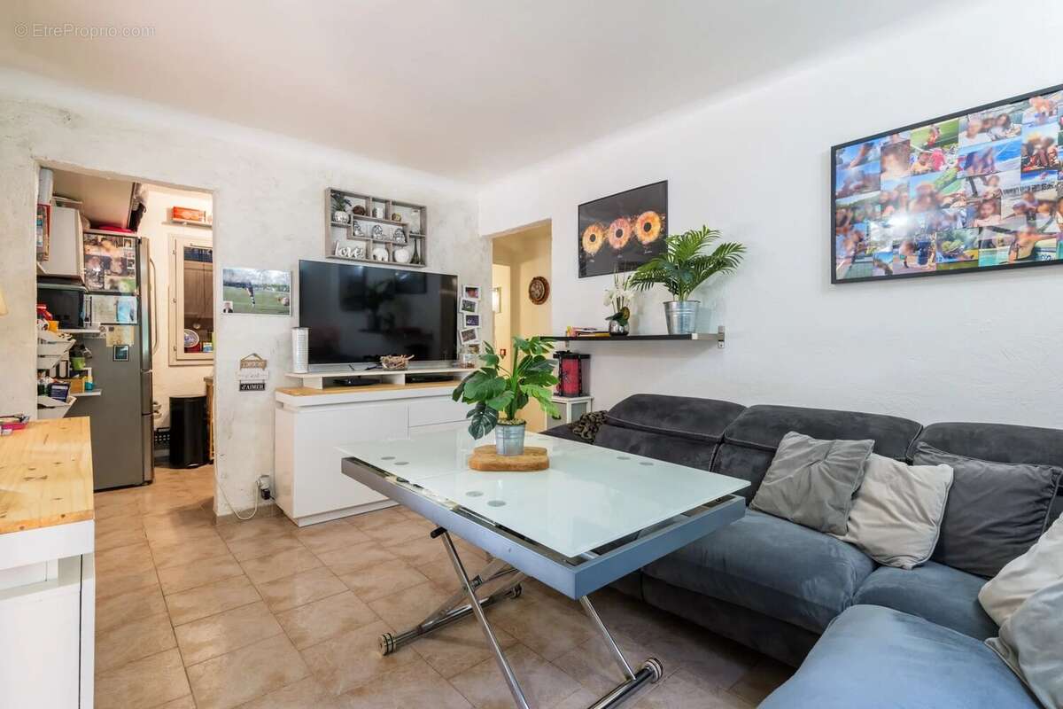 Maison à CAGNES-SUR-MER